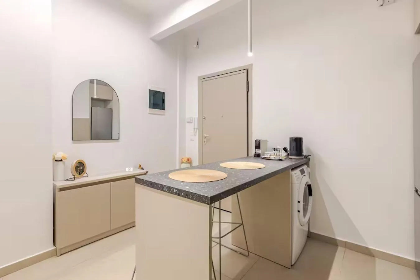 K45 Serenity Studio Θεσσαλονίκη 0*,  Ελλάδα